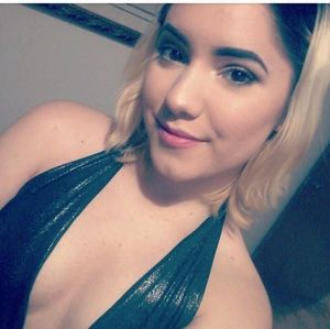 Meet your Posher, Claudia